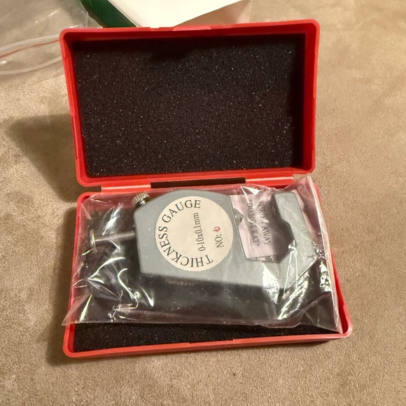 Brand new thickness gauge - Picture 5 of 8